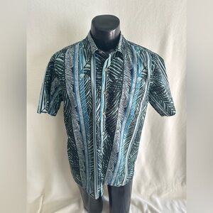 Cookie Street Honolulu Shirt Men’s Medium Hawaiian Button Up Camp Shirt Casual